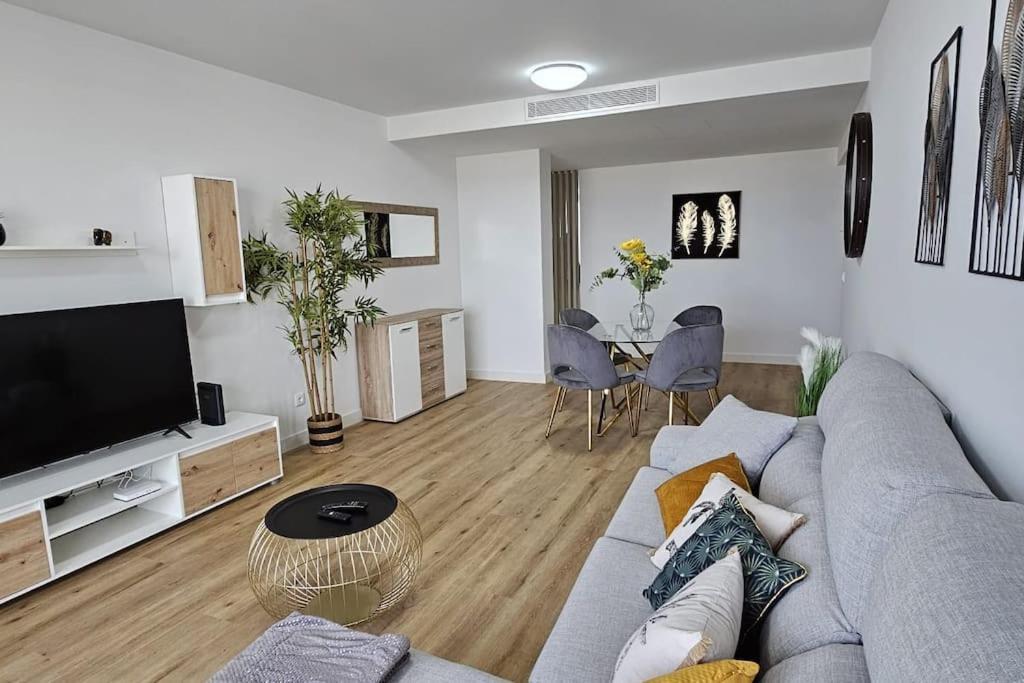 Appartamento Vista Mar - Ac, Parking And Pool Funchal  Esterno foto