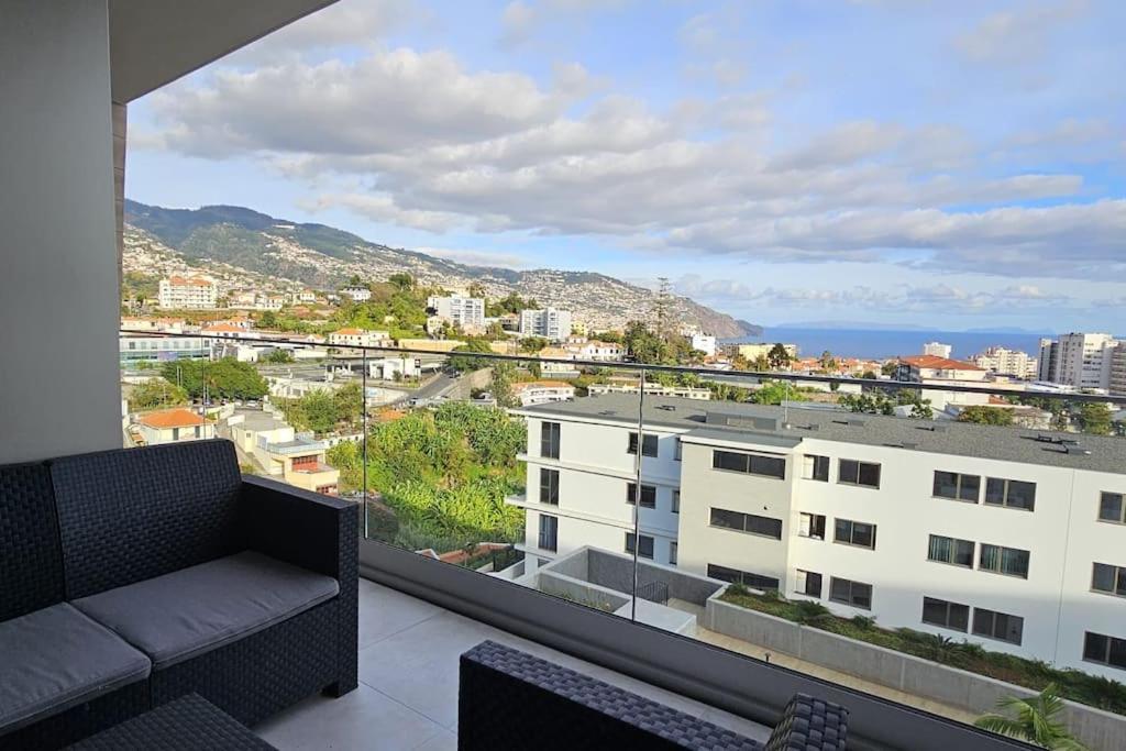 Appartamento Vista Mar - Ac, Parking And Pool Funchal  Esterno foto